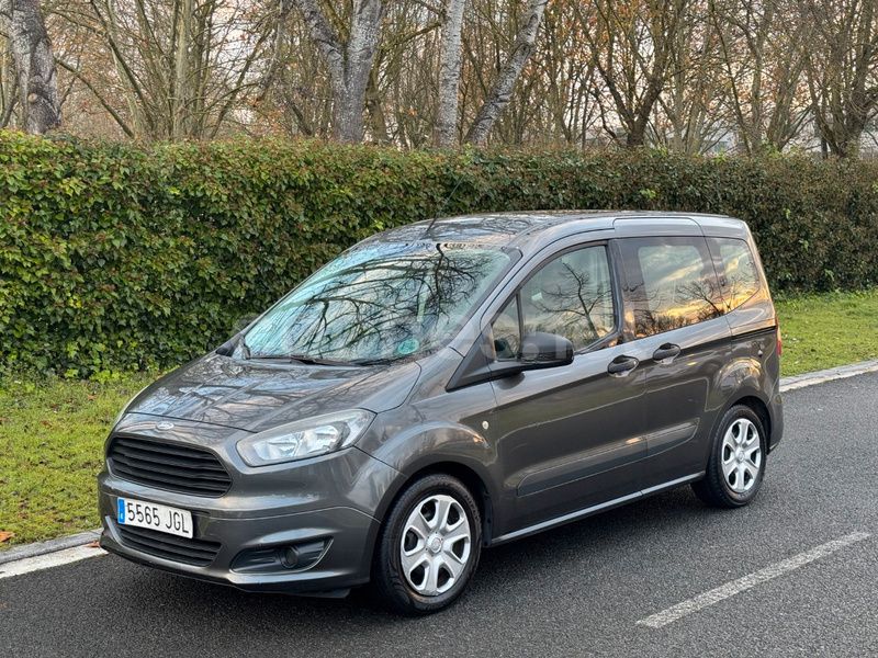 Gris / plata Usado 2015 Ford Tourneo Connect Trend Monovolumen | 9490 € (Buen precio) - Imagen 1/4