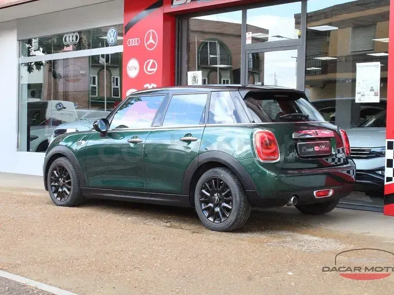 Usado Mini Cooper D 116 CV (85 kW) 2017 Verde Utilitario