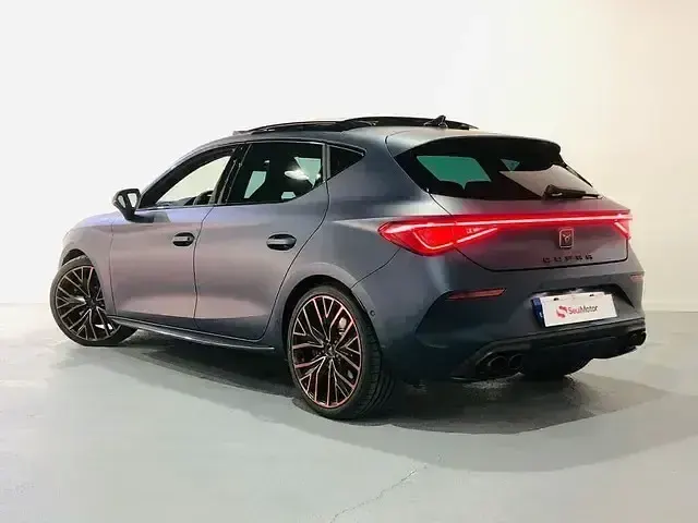 Usado Cupra Leon VZ 300 CV (220 kW) 2022 Azul Utilitario