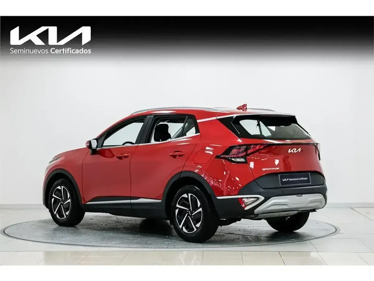 Usado Kia Sportage 150 CV (110 kW) 2024 Rojo SUV