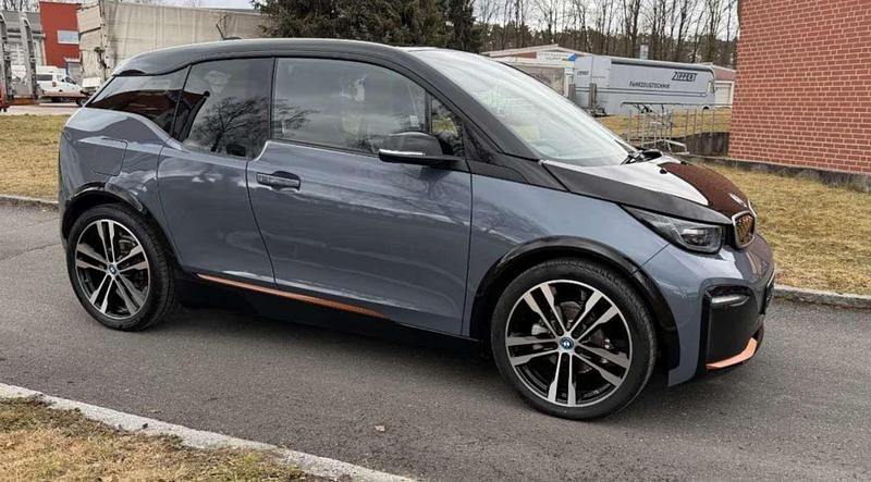 Usado BMW i3 135 kW (184 CV) 2022 Gris Utilitario