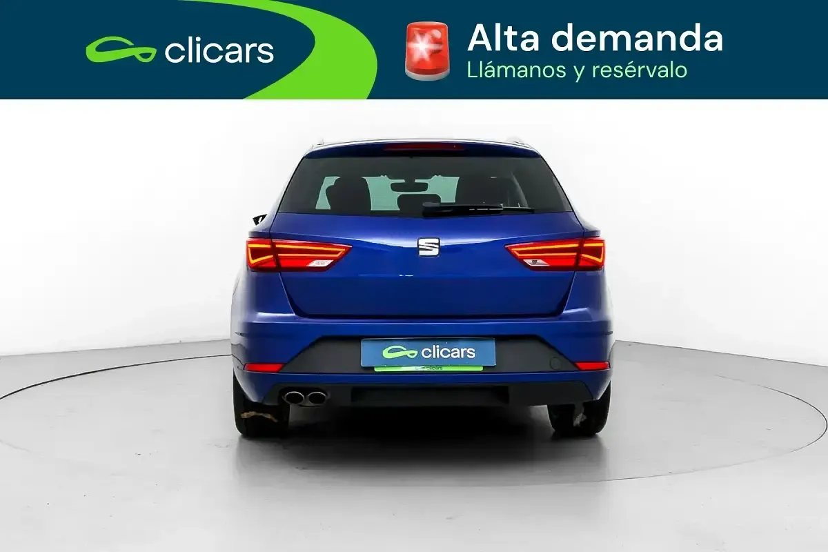 Usado Seat Leon FR 150 CV (110 kW) 2017 Azul Familiar