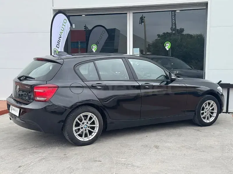 Usado BMW 116 Comfort Edition 116 CV (85 kW) 2014 Negro Utilitario