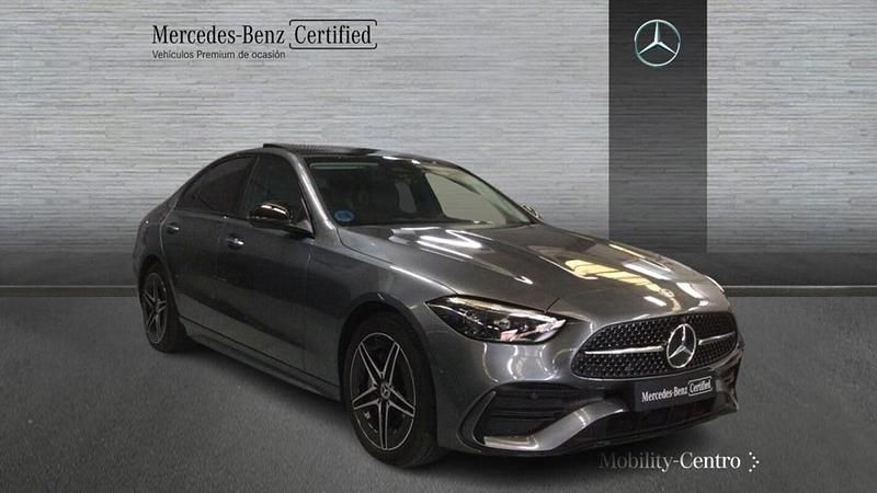 Usado Mercedes C300 197 CV (144 kW) 2024 Gris selenita Berlina
