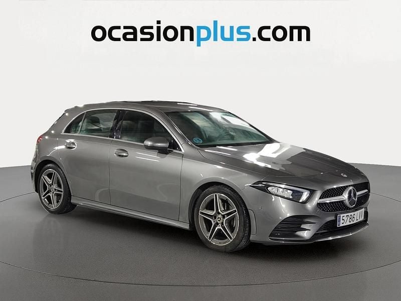 Usado Mercedes A180 AMG 136 CV (100 kW) 2022 Gris Utilitario