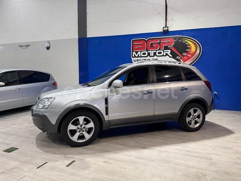 Gris / plata Usado 2007 Opel Antara Cosmo SUV | 7500 € (Precio justo) - Imagen 1/4