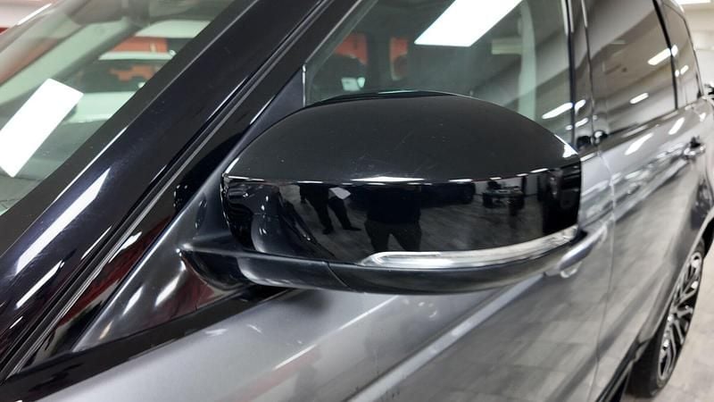 Usado Land Rover Range Rover Sport HSE 249 CV (183 kW) 2019 Gris / plata SUV