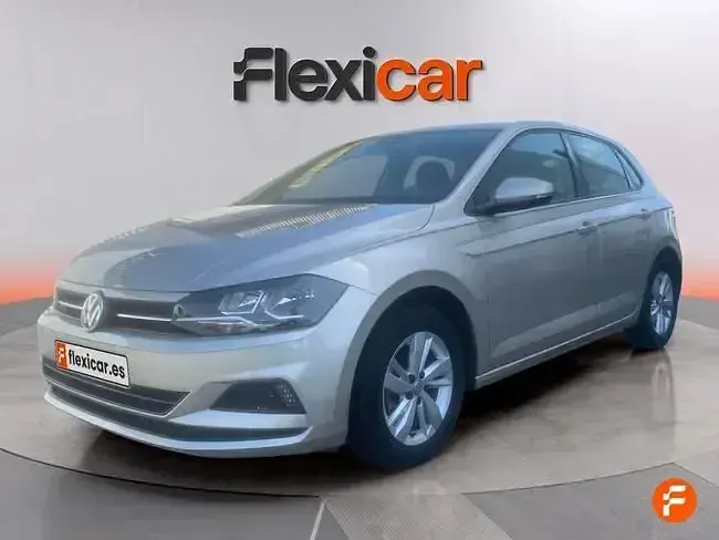Usado VW Polo Advance 95 CV (69 kW) 2018 Beige Utilitario