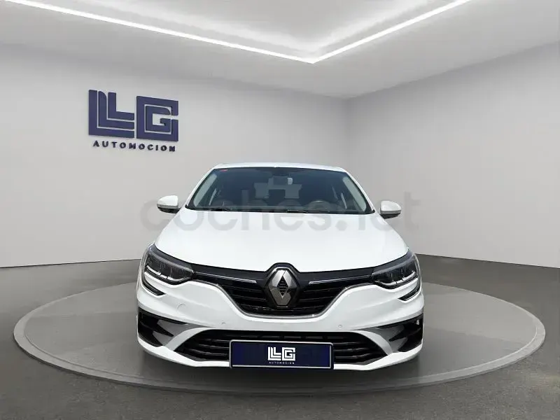 Usado Renault Mégane IV Intens 160 CV (117 kW) 2021 Blanco Berlina
