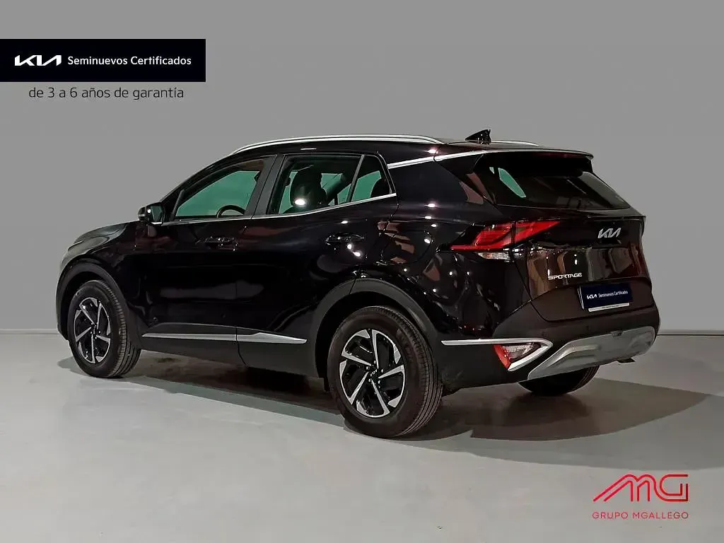 Usado Kia Sportage 115 CV (84 kW) 2024 Negro SUV