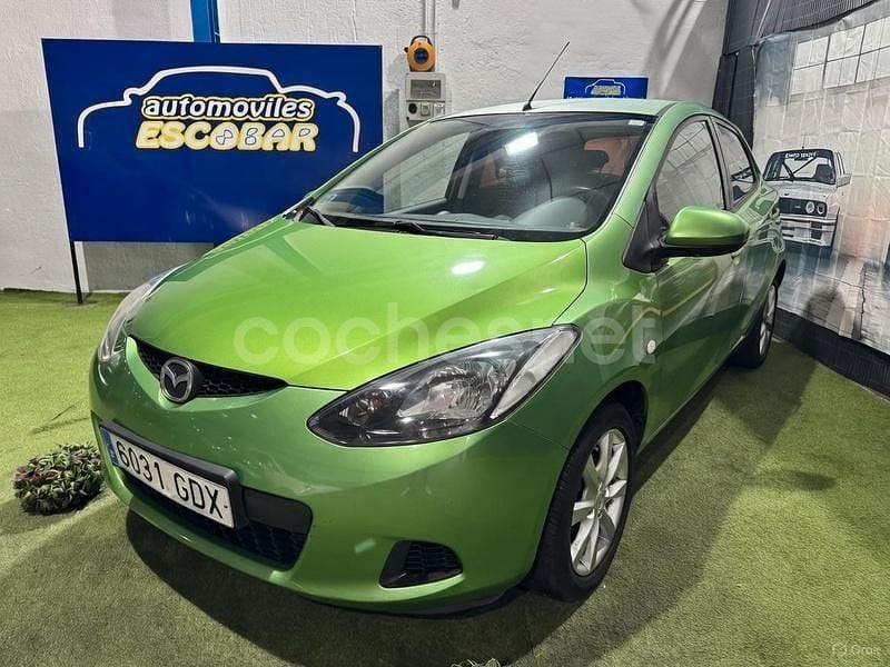 Verde Usado 2008 Mazda 2 Active Berlina | 3500 € (Precio justo) - Imagen 1/4