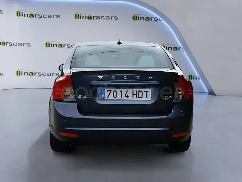 Usado Volvo S40 Kinetic 177 CV (130 kW) 2011 Azul Berlina
