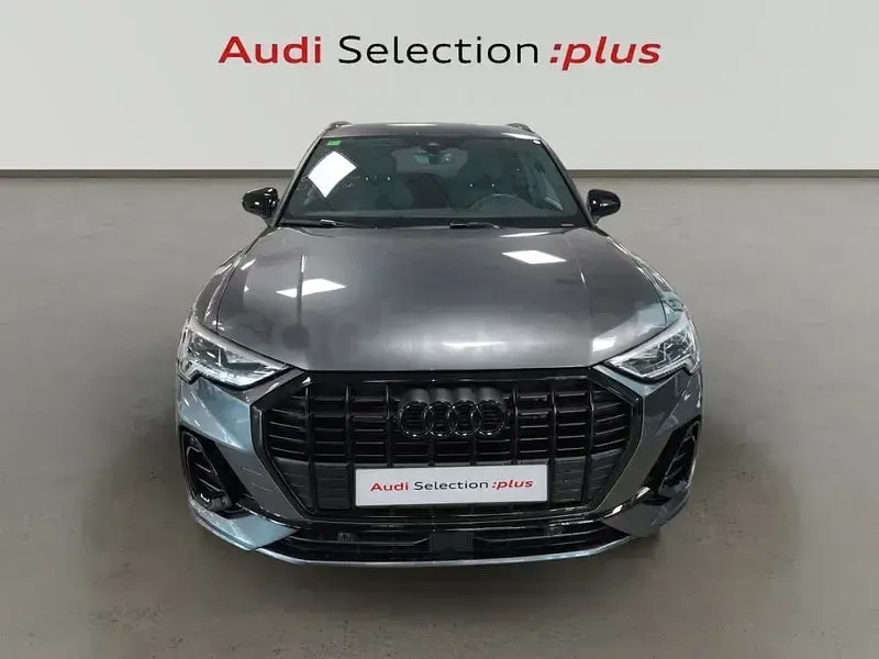 Usado Audi Q3 150 CV (110 kW) 2022 Gris / plata SUV