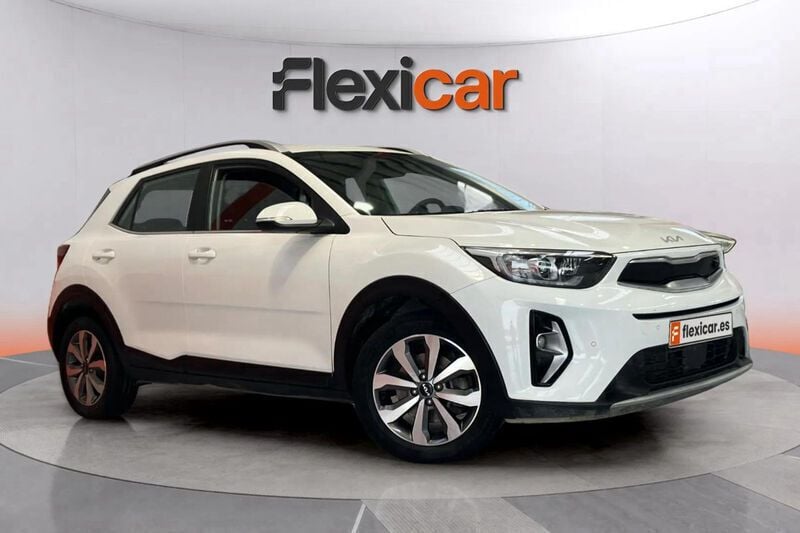 Blanco Usado 2022 Kia Stonic 2 SUV | 13.990 € (Precio justo) - Imagen 1/4