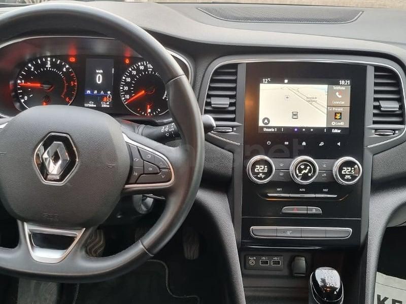 Usado Renault Mégane IV Intens 115 CV (84 kW) 2022 Negro Berlina