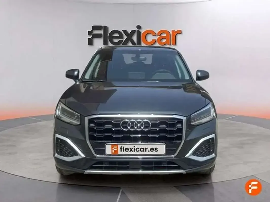 Usado Audi Q2 Advanced 150 CV (110 kW) 2021 Gris SUV