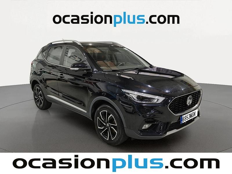 Usado MG ZS Luxury 111 CV (81 kW) 2023 Negro SUV
