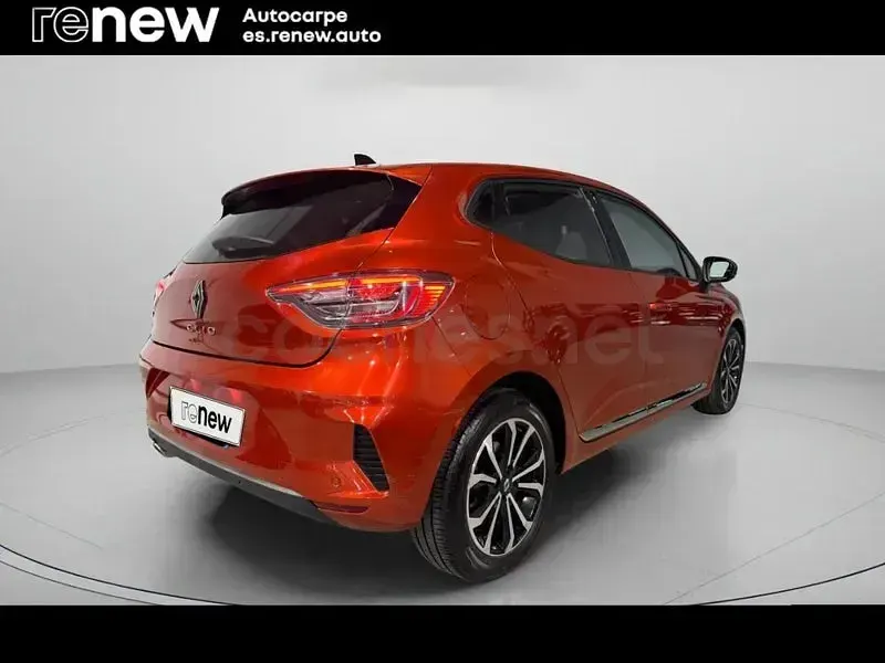 Usado Renault Clio V Techno 90 CV (66 kW) 2024 Rojo Berlina