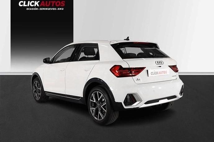 Usado Audi A1 110 CV (80 kW) 2023 SUV