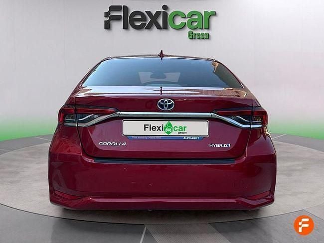 Usado Toyota Corolla Business Edition 122 CV (89 kW) 2022 Rojo Berlina