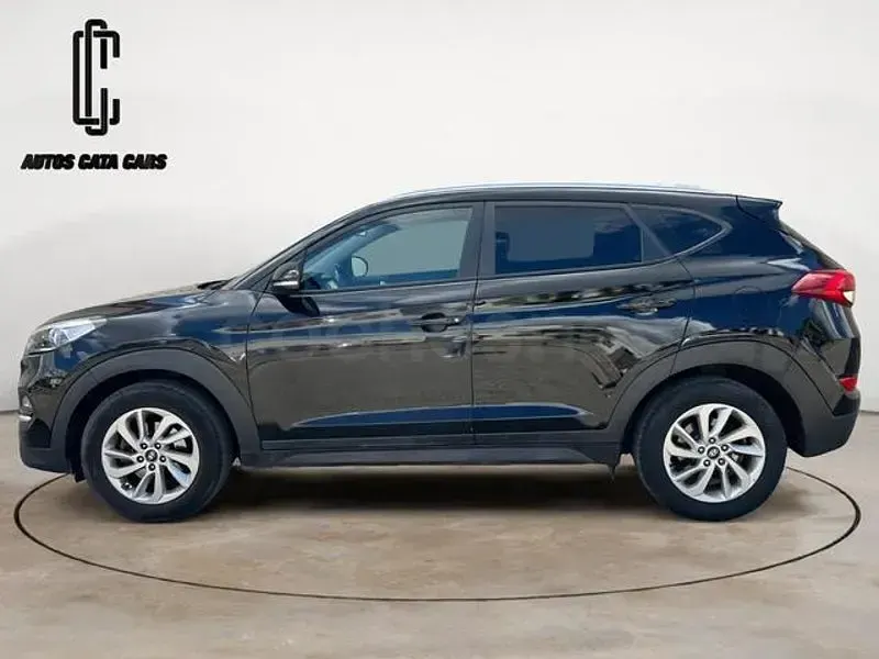 Usado Hyundai Tucson 115 CV (84 kW) 2017 Negro SUV