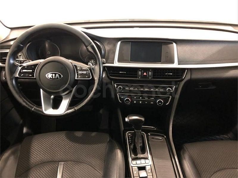 Usado Kia Optima 136 CV (100 kW) 2019 Blanco Familiar