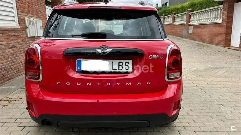 Usado Mini One D Countryman 116 CV (85 kW) 2019 Rojo SUV