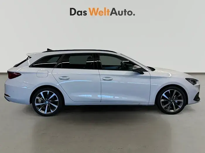 Usado Seat Leon FR 150 CV (110 kW) 2025 Blanco Utilitario