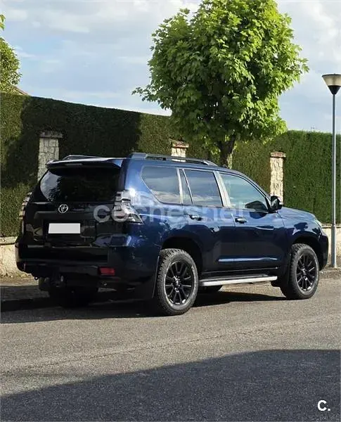 Używany Toyota Land Cruiser Limited 204 KM (150 kW) 2022 Niebieski SUV