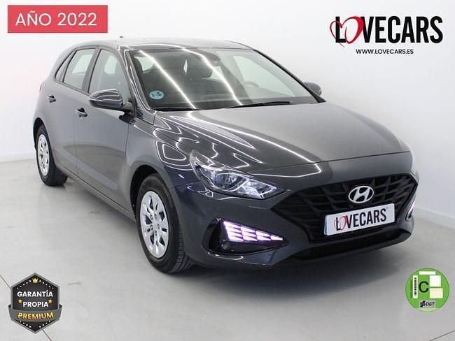 Gris Usado 2022 Hyundai i30 Berlina | 15.980 € (Precio justo) - Imagen 1/3
