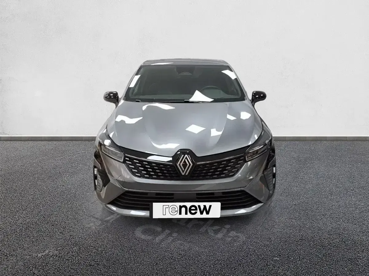 Usado Renault Clio V Techno 145 CV (106 kW) 2024 Gris