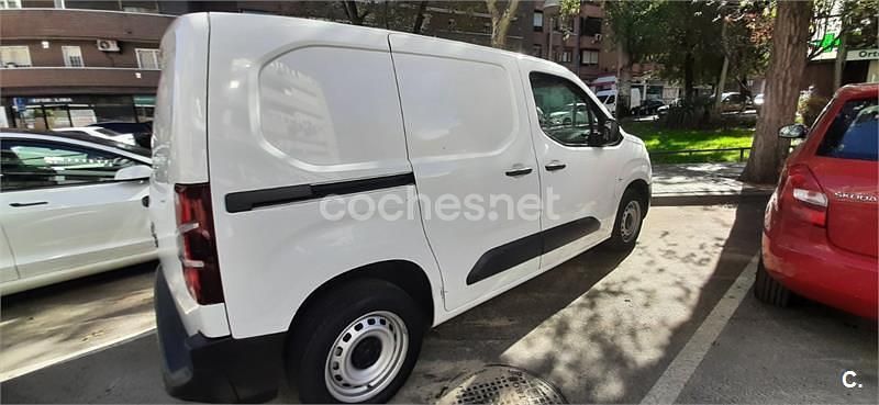Blanco Usado 2024 Opel Combo Monovolumen | 7400 € (Super precio) - Imagen 1/4