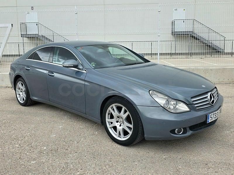 Usado Mercedes CLS320 224 CV (164 kW) 2007 Azul Berlina