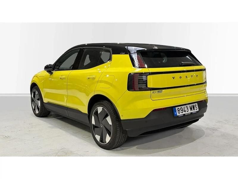 Usado Volvo EX30 Ultra 200 kW (272 HP) 2024 Amarelo SUV
