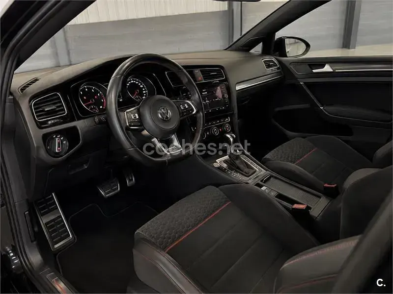 Usado VW Golf VII R 300 CV (220 kW) 2020 Negro Familiar