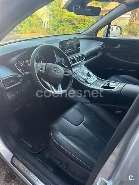 Usado Hyundai Santa Fe 230 CV (169 kW) 2023 Gris / plata SUV