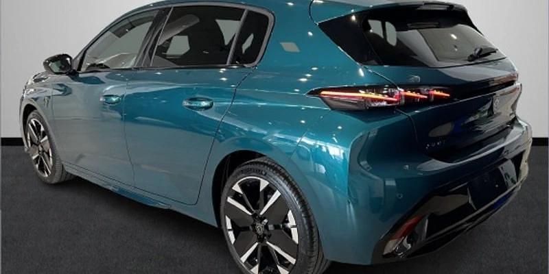 Usado Peugeot 308 Allure 145 CV (106 kW) 2024 Blanco