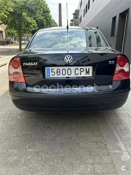Brugt VW Passat Highline 130 HK (95 kW) 2003 Sort Sedan