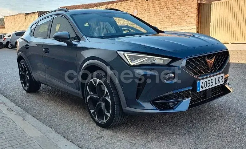 Usado Cupra Formentor 310 CV (228 kW) 2020 Gris / plata SUV