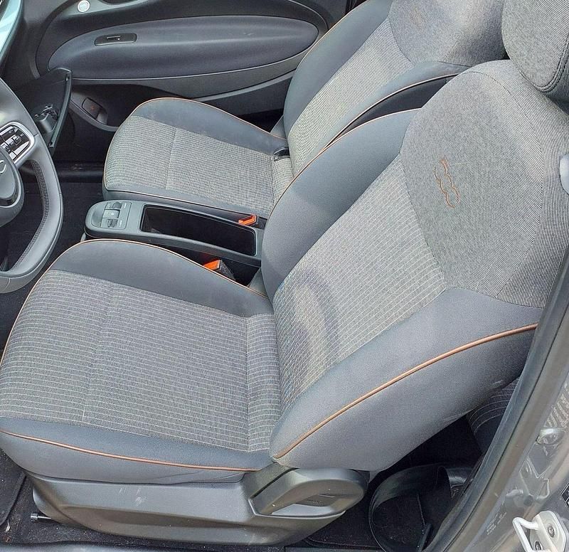 Usado Fiat 500e Icon 86 kW (118 CV) 2022 Gris Descapotable