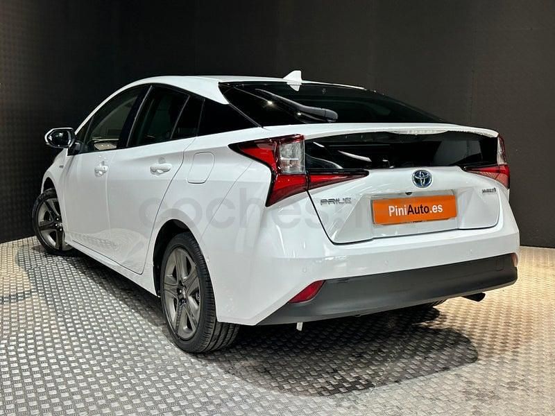 Usado Toyota Prius 122 CV (89 kW) 2020 Blanco Utilitario