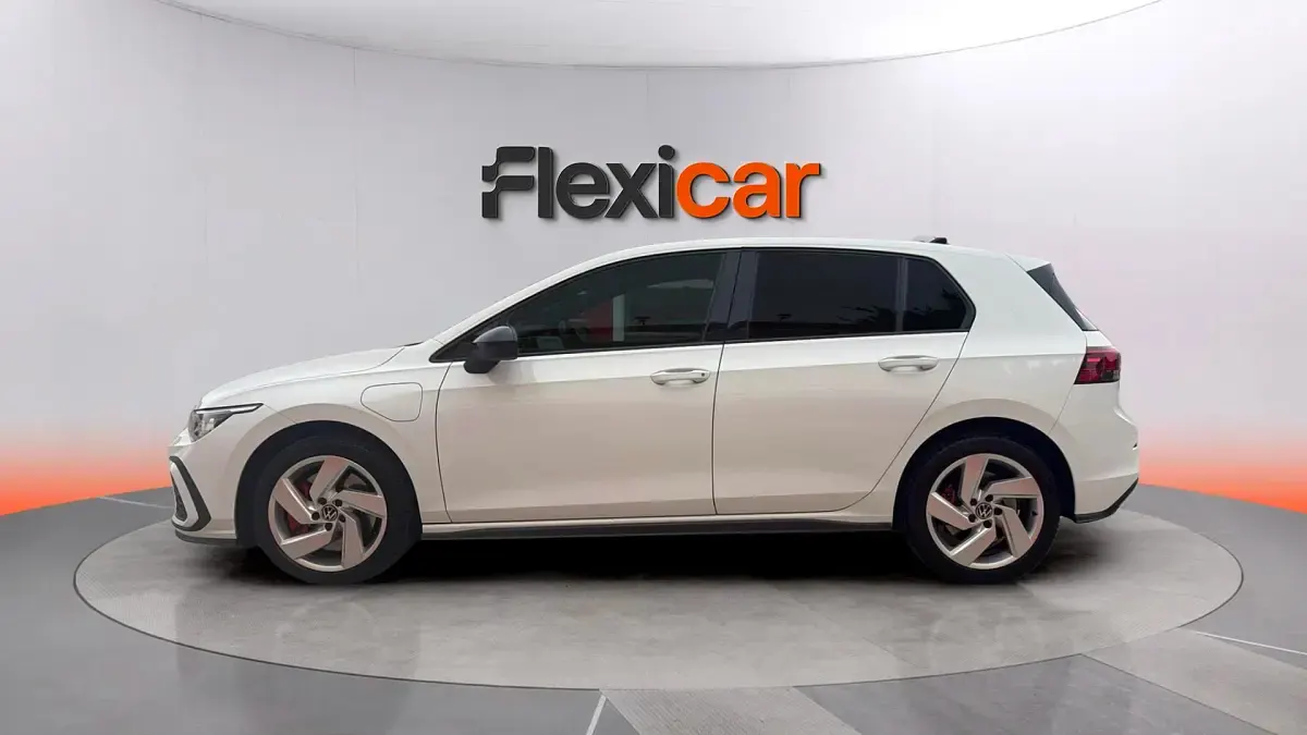 Usado VW Golf VIII GTE 245 CV (180 kW) 2021 Blanco Berlina