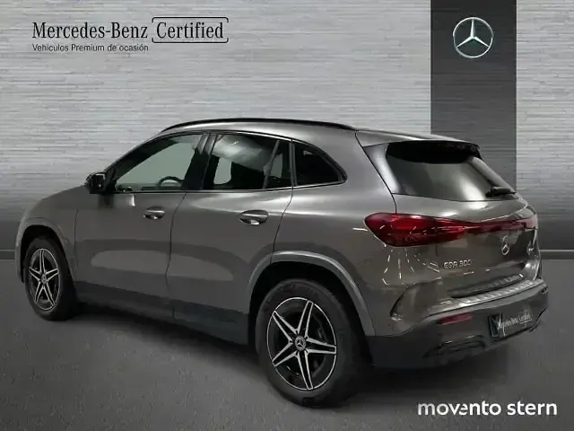 Usado Mercedes EQA300 167 kW (228 CV) 2024 Gris SUV