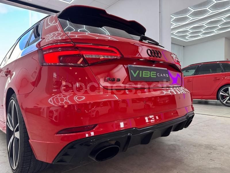 Usado Audi RS3 400 CV (294 kW) 2017 Rojo Berlina