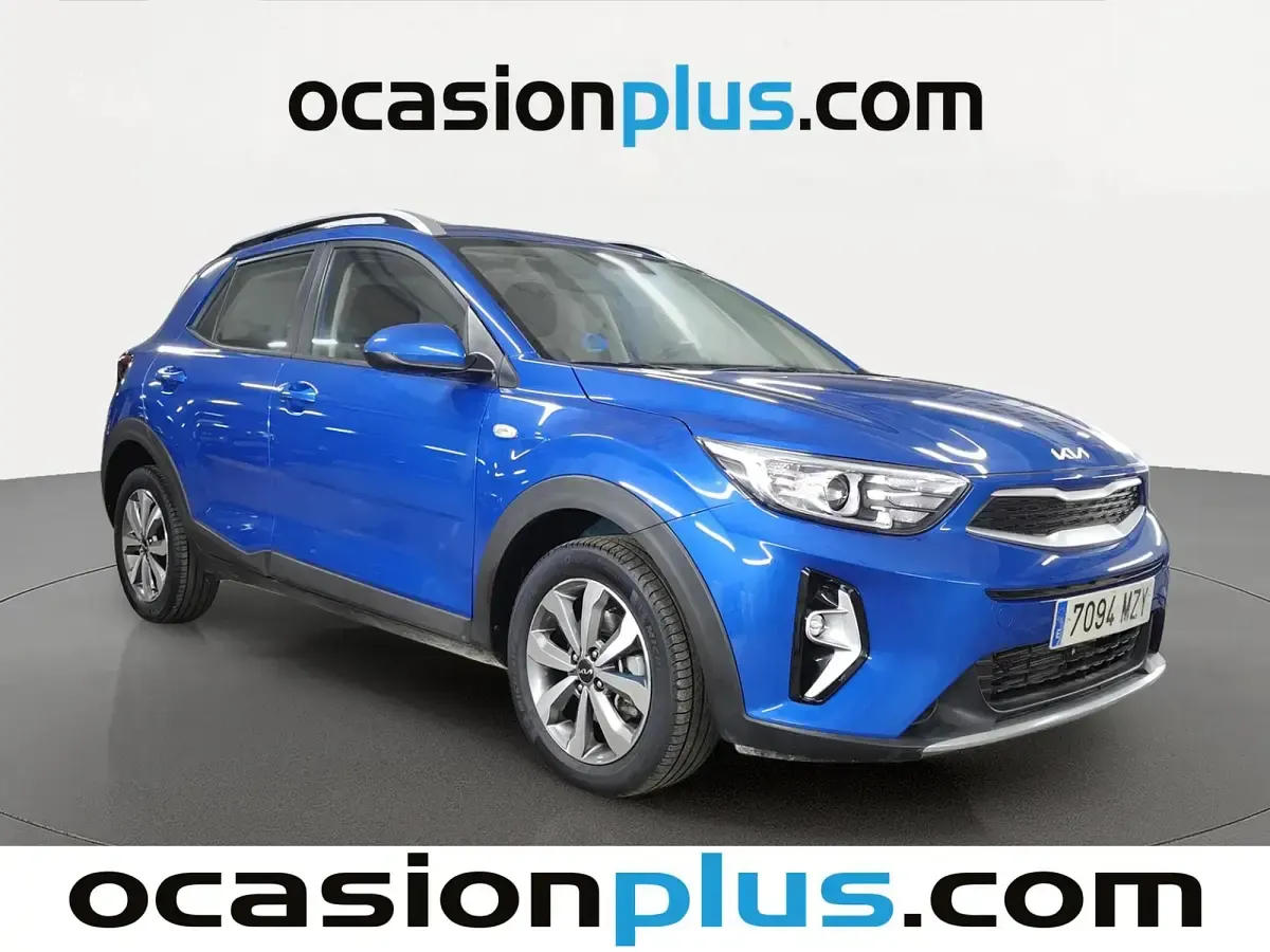 Usado Kia Stonic 101 CV (74 kW) 2025 Azul SUV