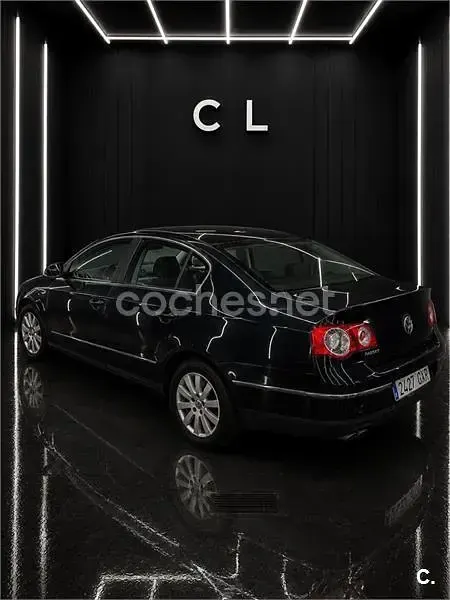 Usado VW Passat 140 CV (102 kW) 2010 Negro Berlina