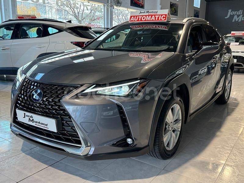 Gris / plata Usado 2021 Lexus UX Business Edition SUV | 25.890 € (Precio justo) - Imagen 1/4