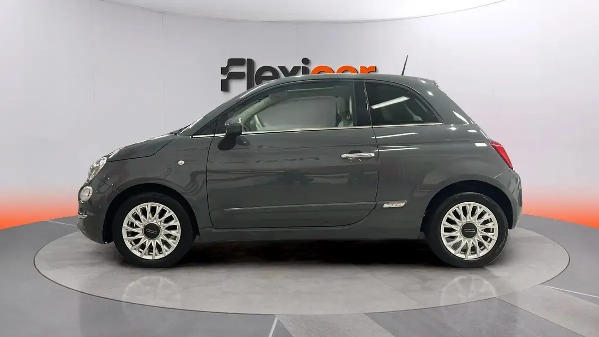 Usado Fiat 500 Dolcevita 69 HP (50 kW) 2019 Cinzento Sedan