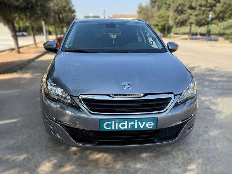 Usado Peugeot 308 SW Active 120 CV (88 kW) 2016 Gris Familiar