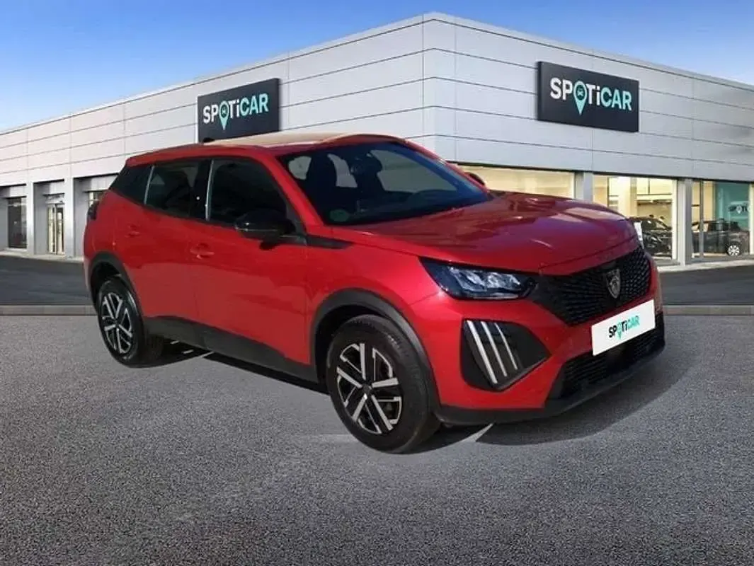 Usado Peugeot 2008 Active 102 CV (75 kW) 2023 Rojo SUV
